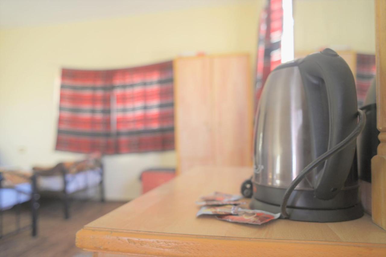 Happy Bedouin House Petra Bed and Breakfast Al Hayy Εξωτερικό φωτογραφία