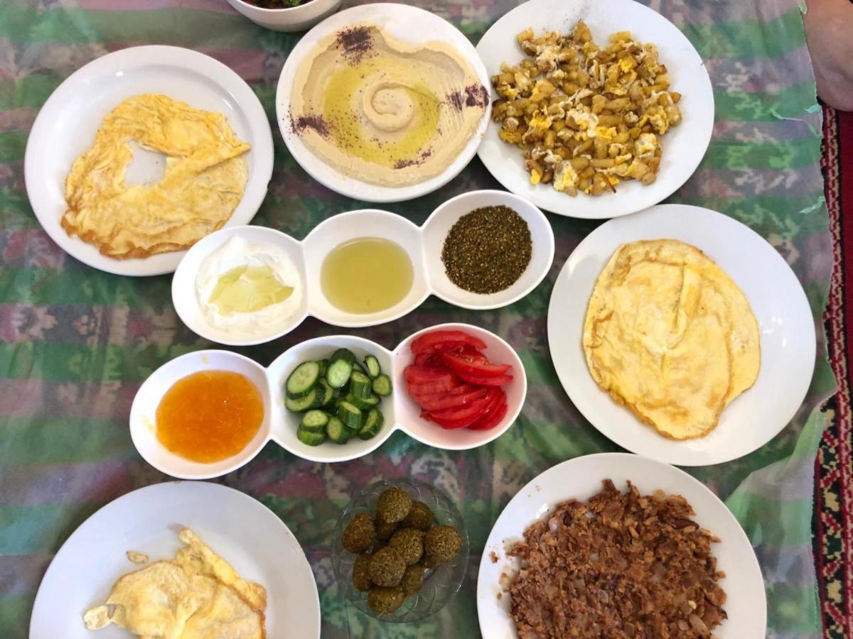 Happy Bedouin House Petra Bed and Breakfast Al Hayy Εξωτερικό φωτογραφία
