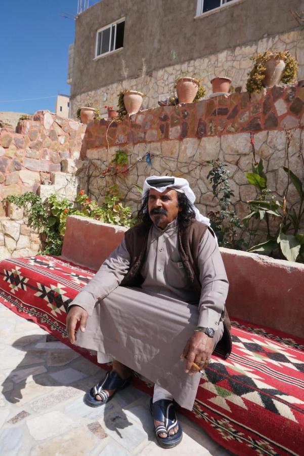 Happy Bedouin House Petra Bed and Breakfast Al Hayy Εξωτερικό φωτογραφία