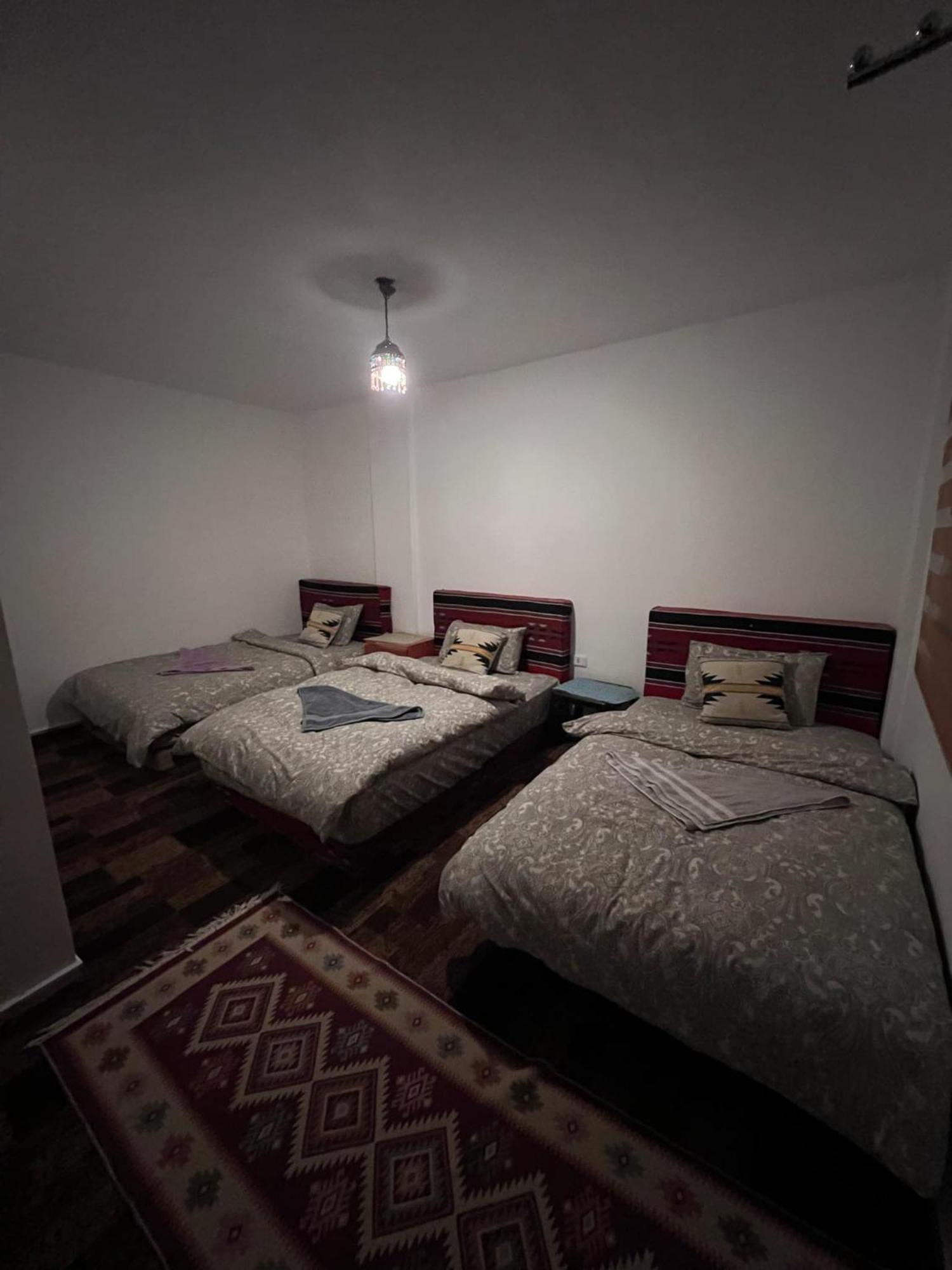 Happy Bedouin House Petra Bed and Breakfast Al Hayy Εξωτερικό φωτογραφία