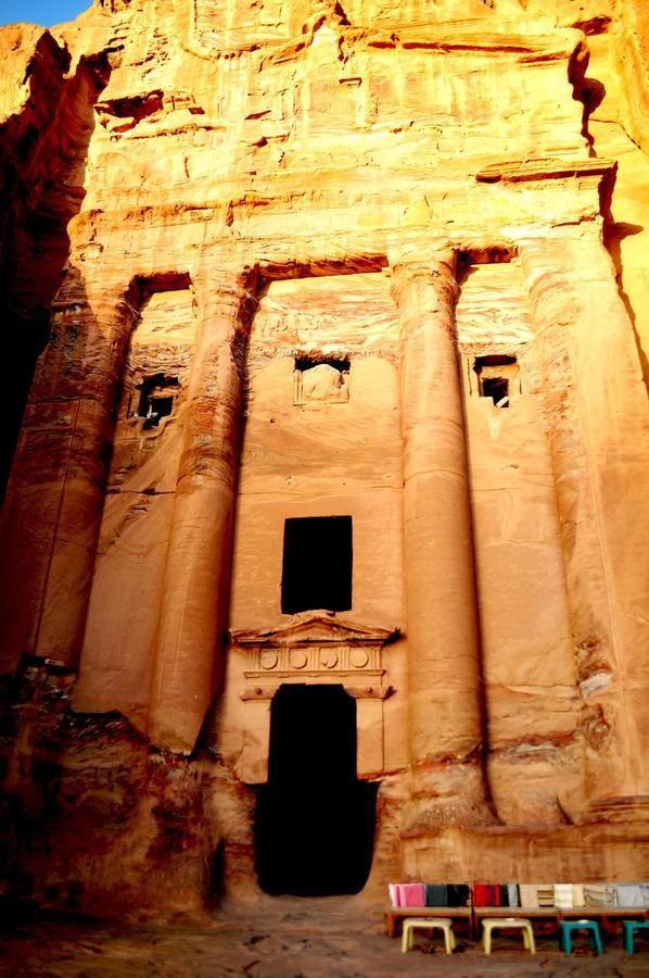 Happy Bedouin House Petra Bed and Breakfast Al Hayy Εξωτερικό φωτογραφία